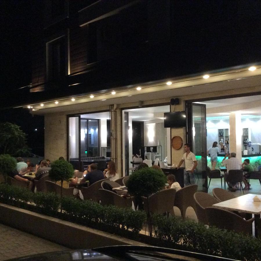 Apartments Stamopolu Lux With Pool View Primorsko Ngoại thất bức ảnh
