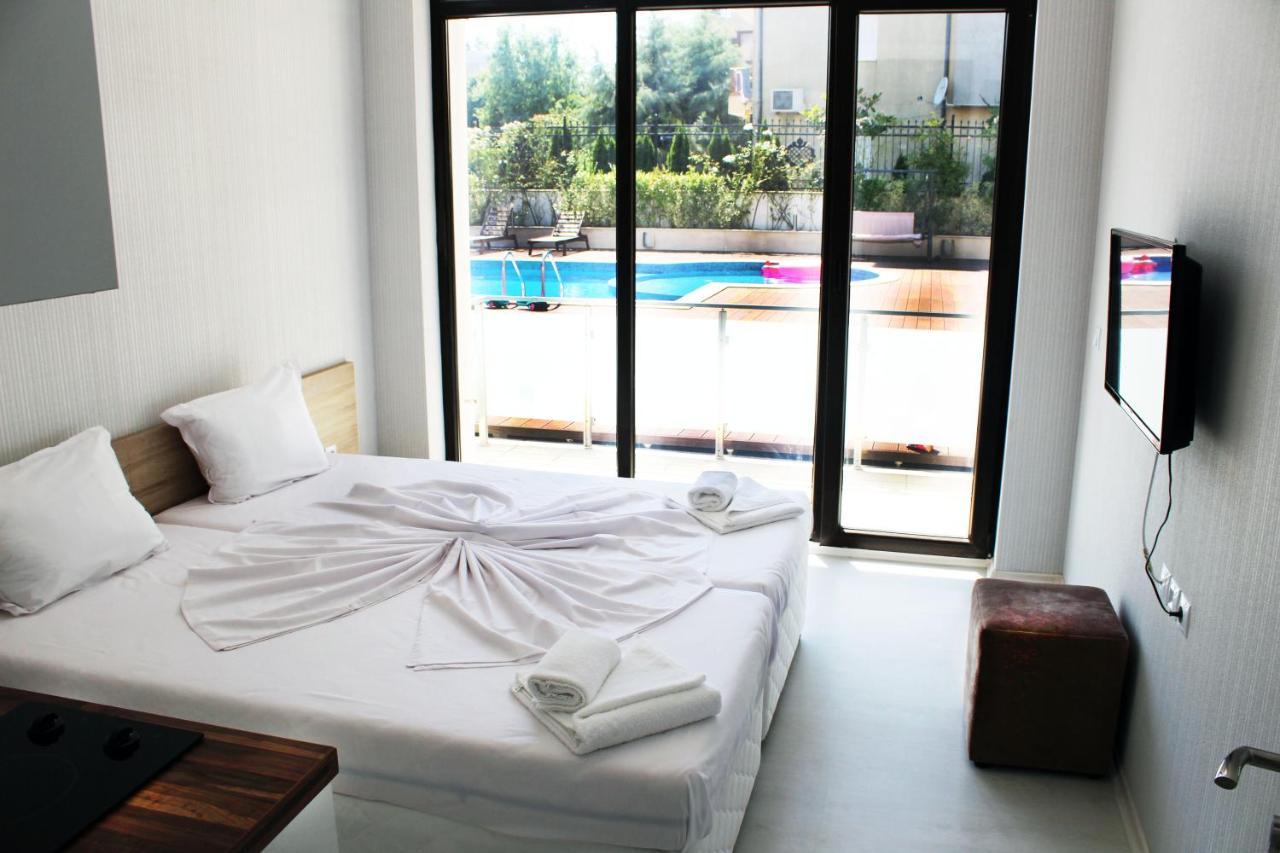 Apartments Stamopolu Lux With Pool View Primorsko Ngoại thất bức ảnh