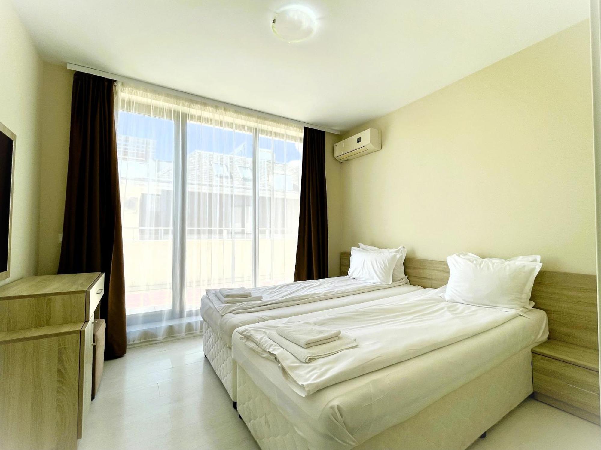 Apartments Stamopolu Lux With Pool View Primorsko Ngoại thất bức ảnh