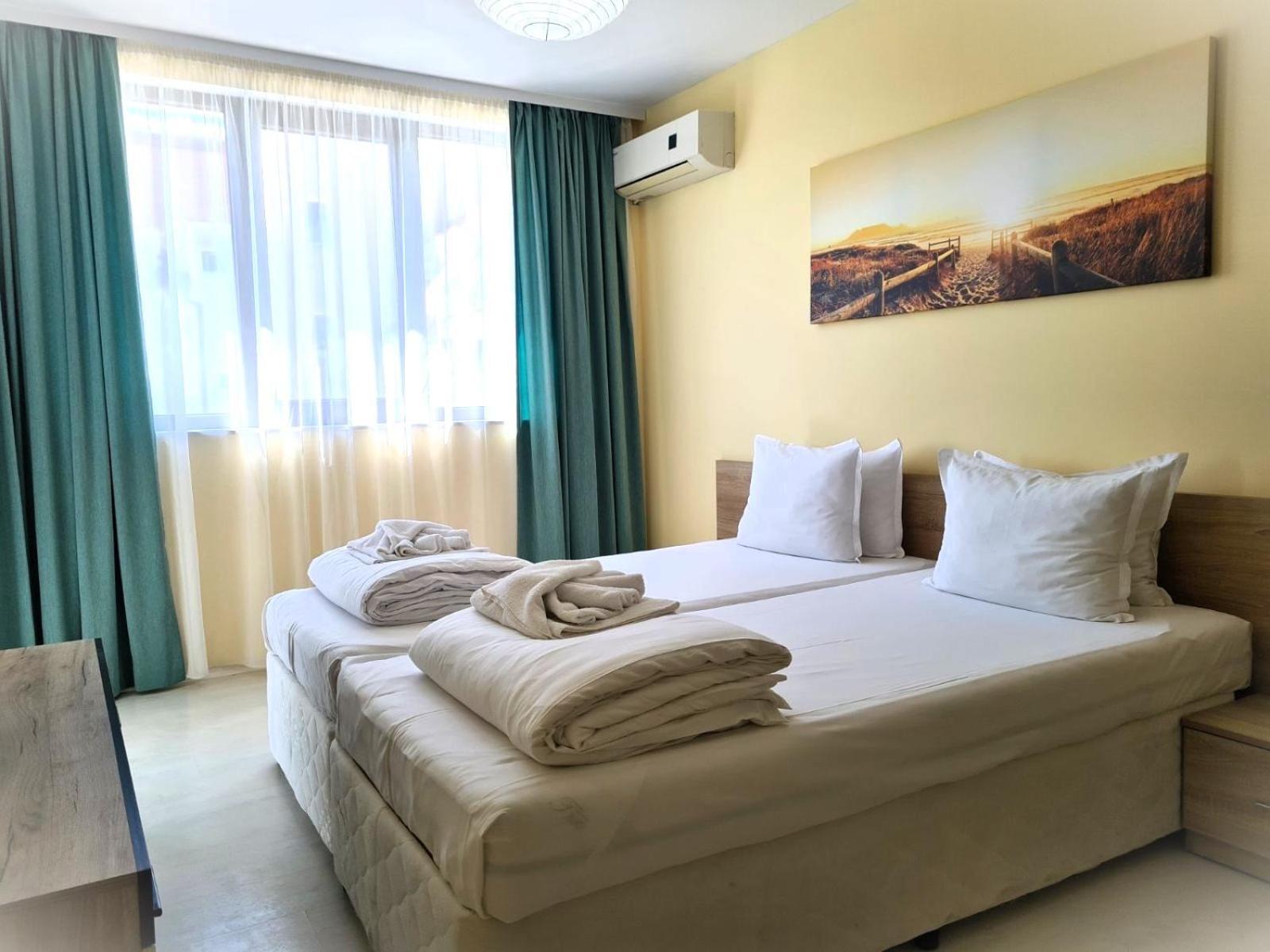 Apartments Stamopolu Lux With Pool View Primorsko Ngoại thất bức ảnh